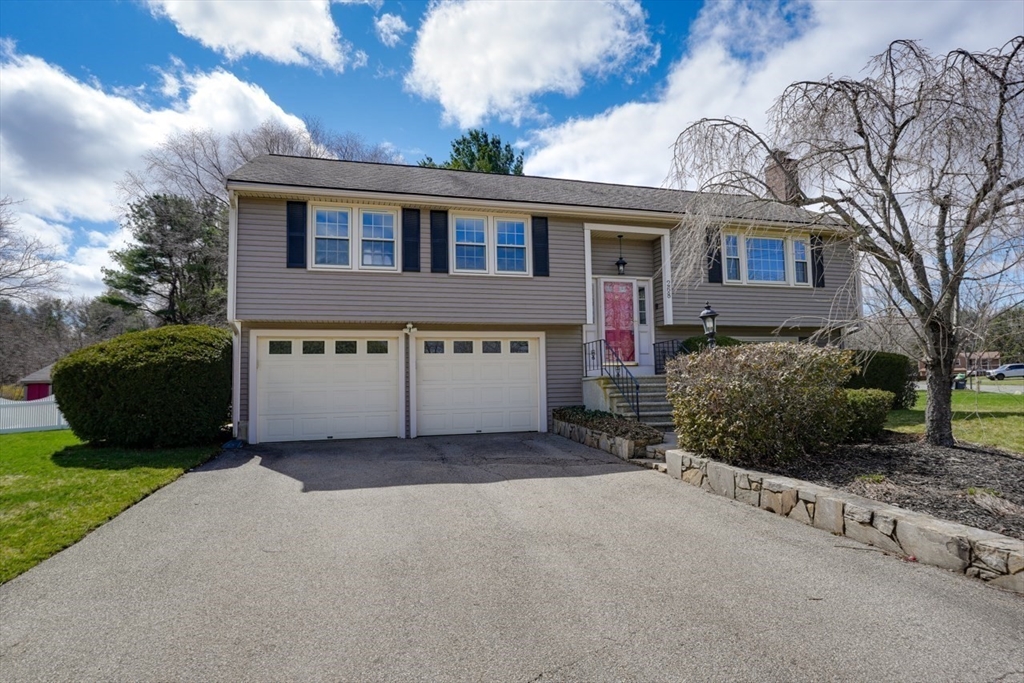 268 Davis Street Northborough, MA 01532 - Photo 1 of 28