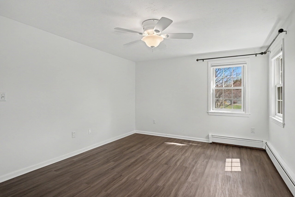 268 Davis Street Northborough, MA 01532 - Photo 10 of 28