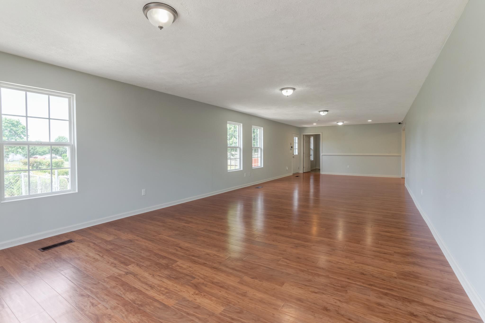 1448 Cut Off Road Murfreesboro, TN 37129 - Photo 11 of 30 Gallery Image 11