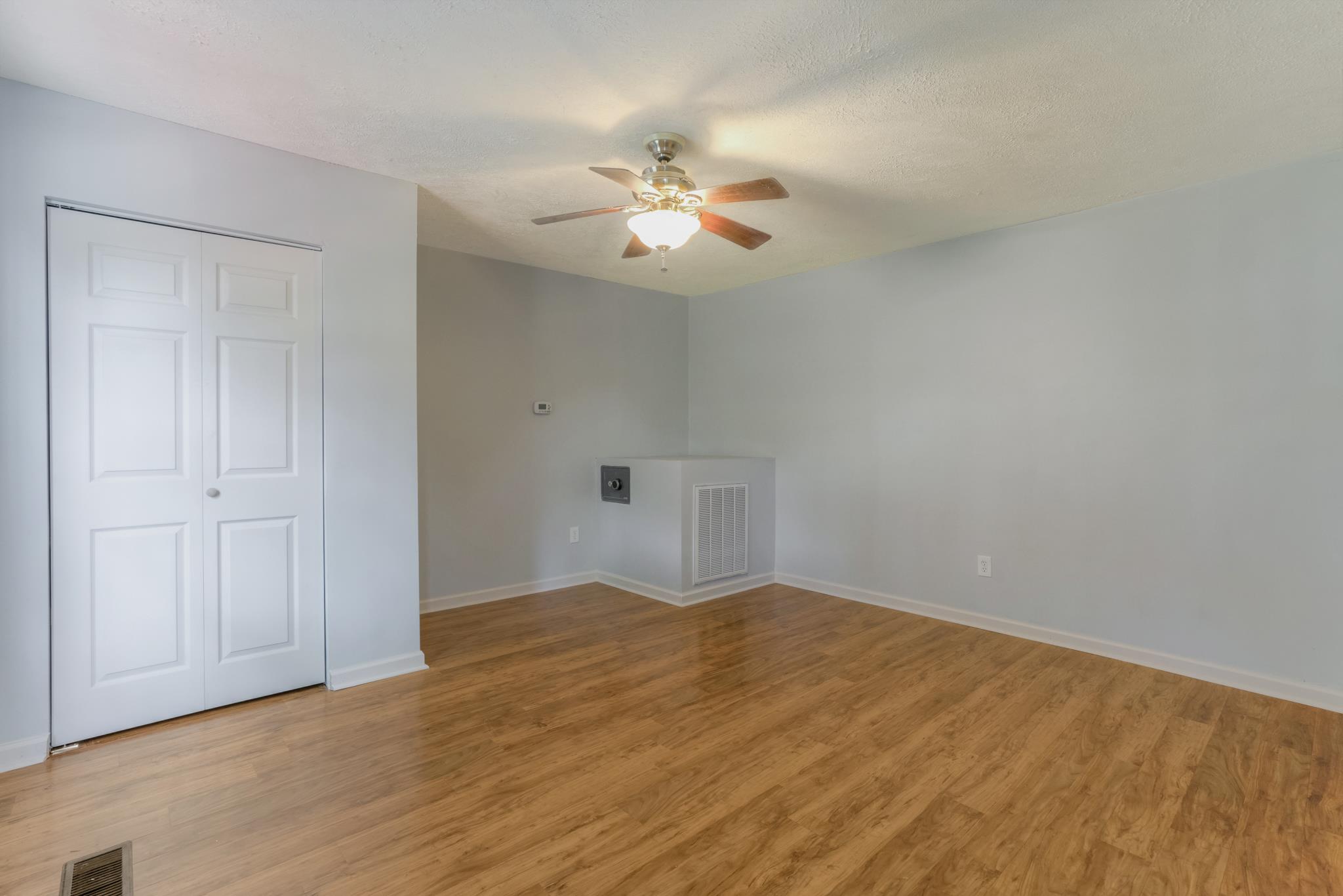 1448 Cut Off Road Murfreesboro, TN 37129 - Photo 14 of 30 Gallery Image 14