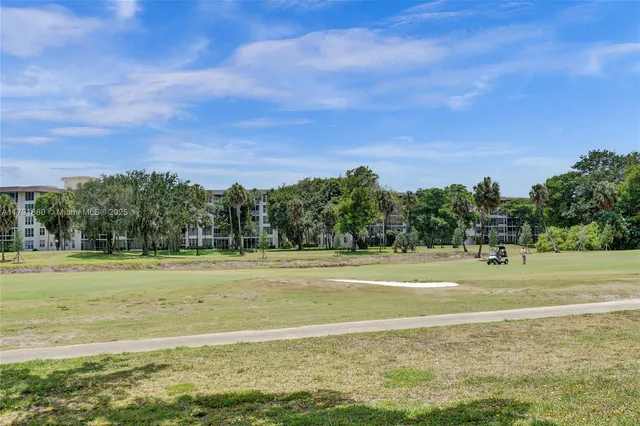 $379,000 | 3520 Oaks Way, Unit 308, Pompano Beach, FL 33069