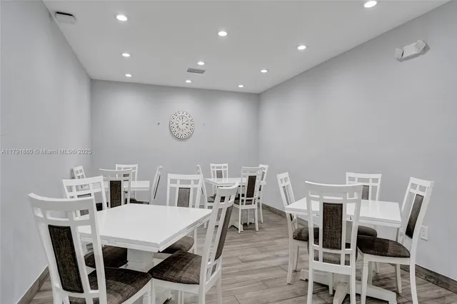 $379,000 | 3520 Oaks Way, Unit 308, Pompano Beach, FL 33069