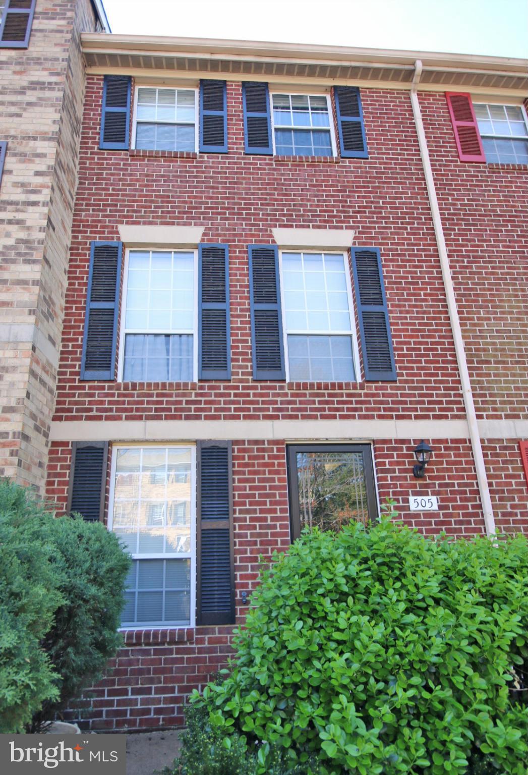 505 Pickwick Village Way Silver Spring, MD 20901 - Photo 1 of 15 Exterior (Front)