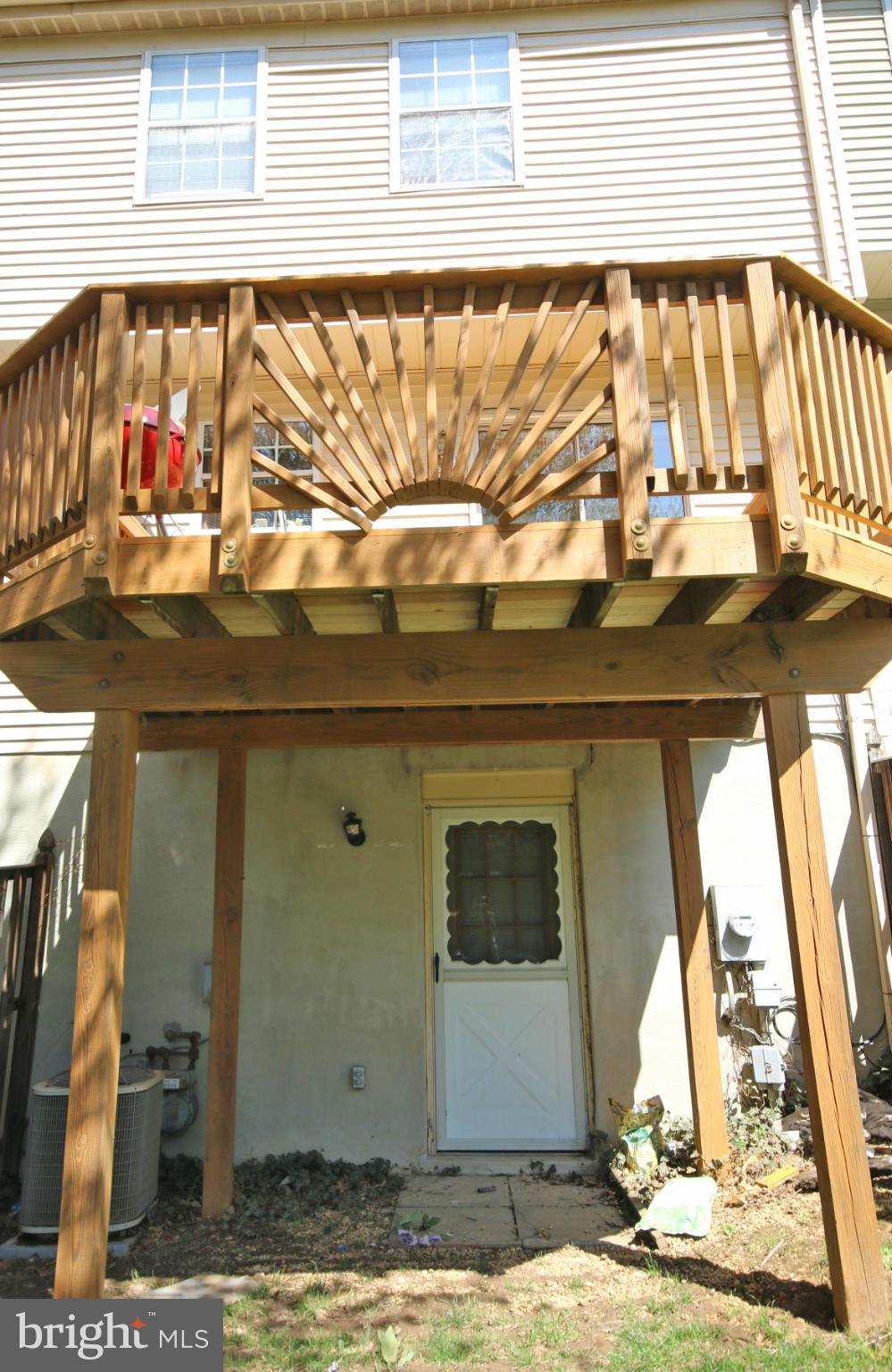 505 Pickwick Village Way Silver Spring, MD 20901 - Photo 14 of 15 Exterior (Rear) Deck