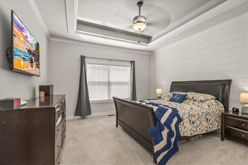 2533 Southwest Old Port Road Lee's Summit, MO 64082 - Photo 16 of 35