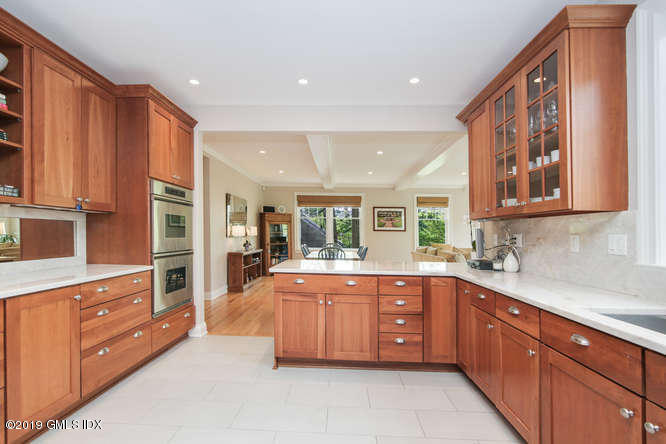 23 Chapel Lane Riverside, CT 06878 - Photo 11 of 34 23 Chapel Ln Greenwich CT-small-015-22-0