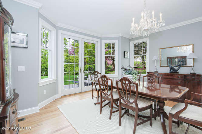 23 Chapel Lane Riverside, CT 06878 - Photo 12 of 34 23 Chapel Ln Greenwich CT-small-016-40-0