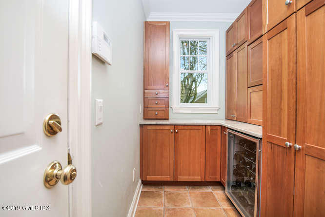 23 Chapel Lane Riverside, CT 06878 - Photo 16 of 34 23 Chapel Ln Greenwich CT-small-029-62-0