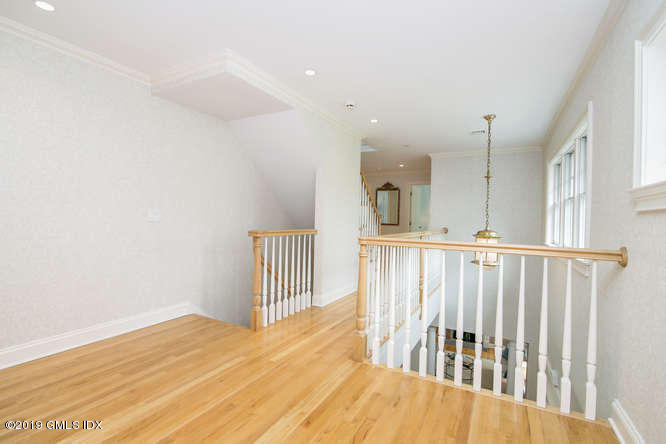 23 Chapel Lane Riverside, CT 06878 - Photo 17 of 34 23 Chapel Ln Greenwich CT-small-030-32-0