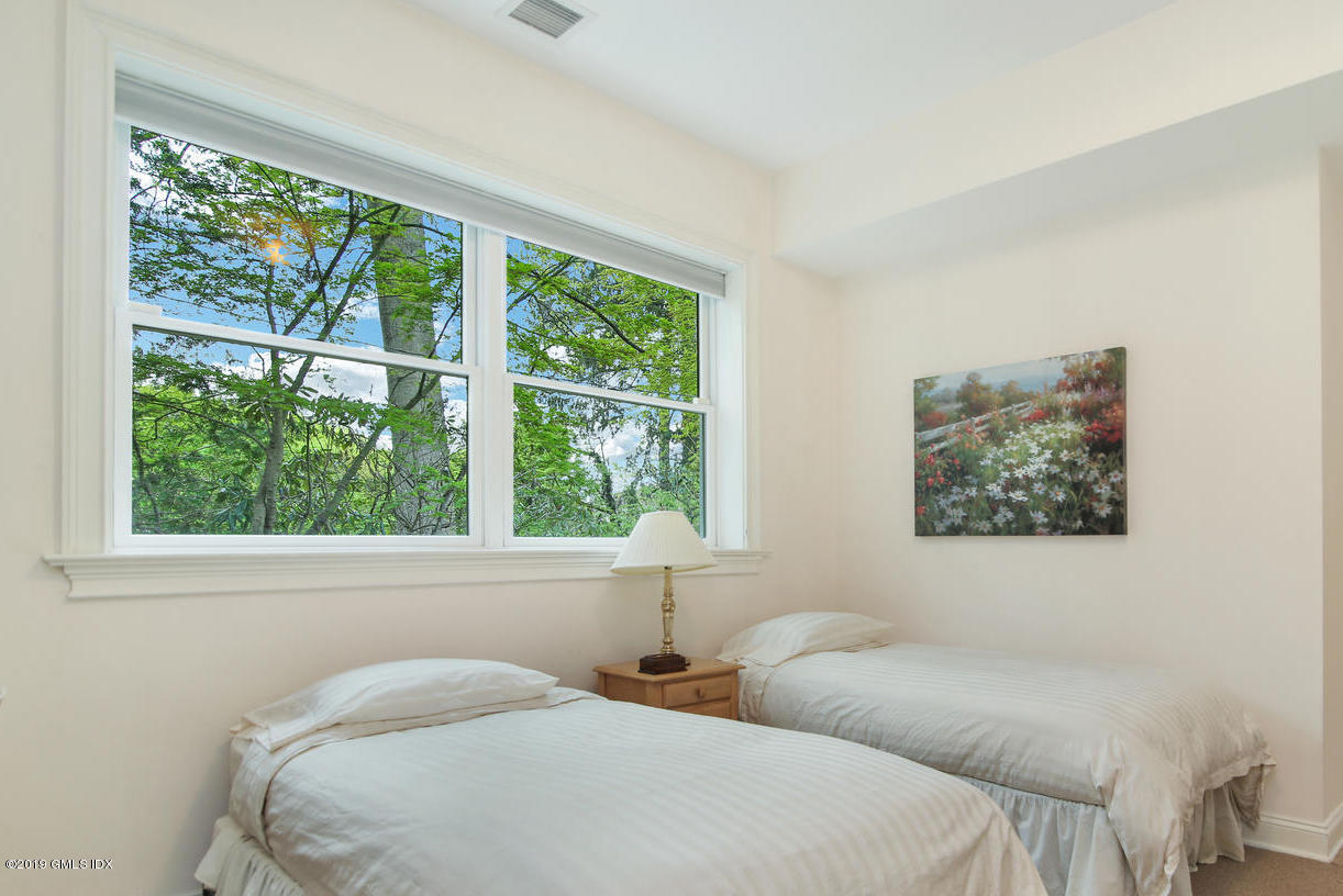 23 Chapel Lane Riverside, CT 06878 - Photo 26 of 34 23 Chapel Ln Greenwich CT-large-056-49-0