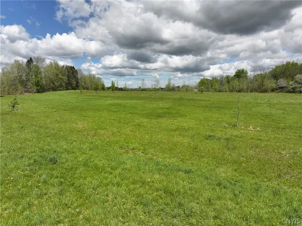 $310,000 | 367 State Route 264, Phoenix, NY 13135