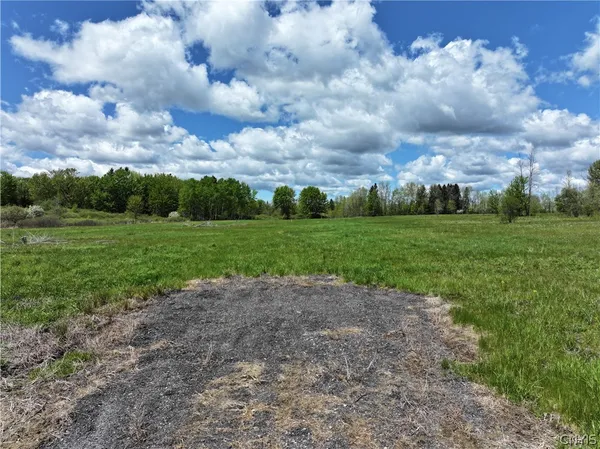 $310,000 | 367 State Route 264, Phoenix, NY 13135