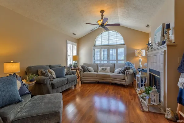 $219,500 | 8311 River Park Way, Evansville, IN 47715