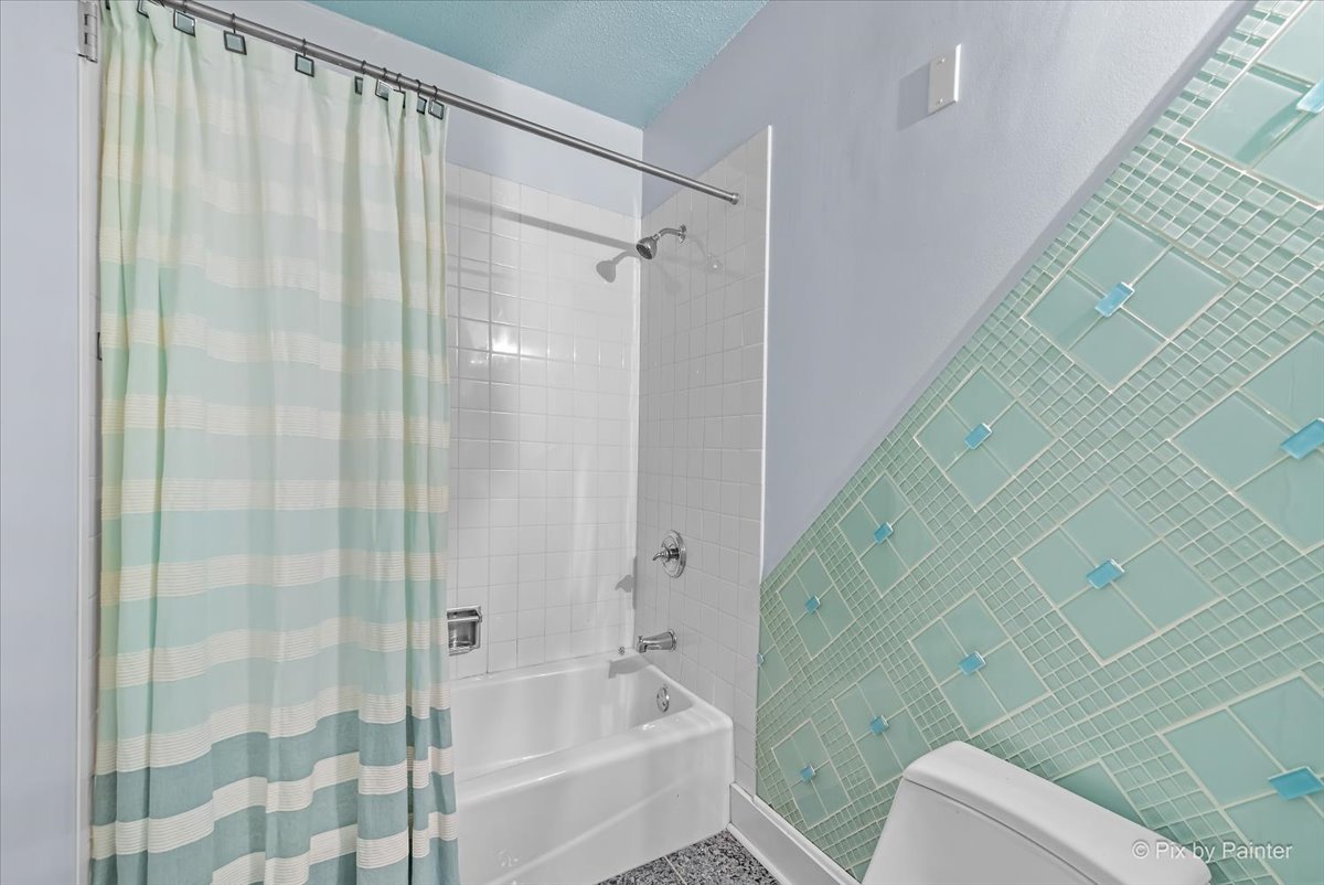 512 North McClurg Court, Unit 501 Chicago, IL 60611 - Photo 22 of 40 a bathroom with a shower and a toilet