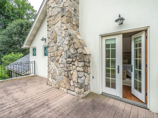 $2,785,000 | 184 Circle Drive, Manhasset, NY 11030