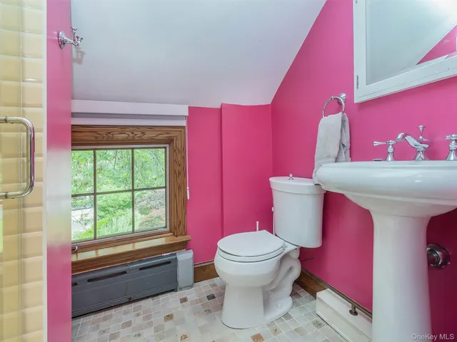 $2,785,000 | 184 Circle Drive, Manhasset, NY 11030