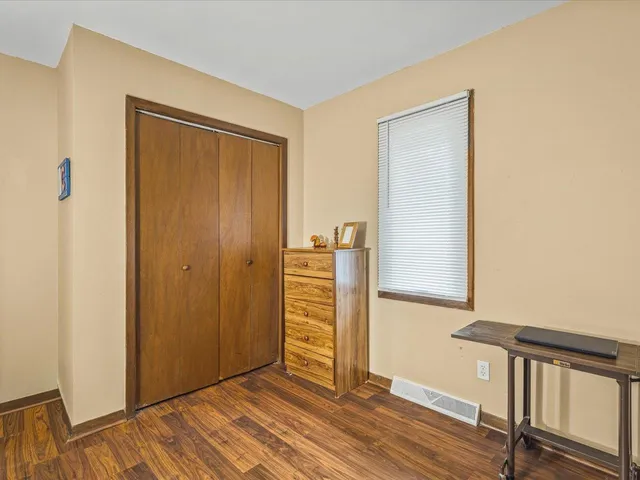 $275,000 | 7604 Larwinn Drive, Rockford, IL 61107