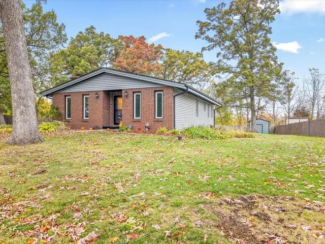 $275,000 | 7604 Larwinn Drive, Rockford, IL 61107