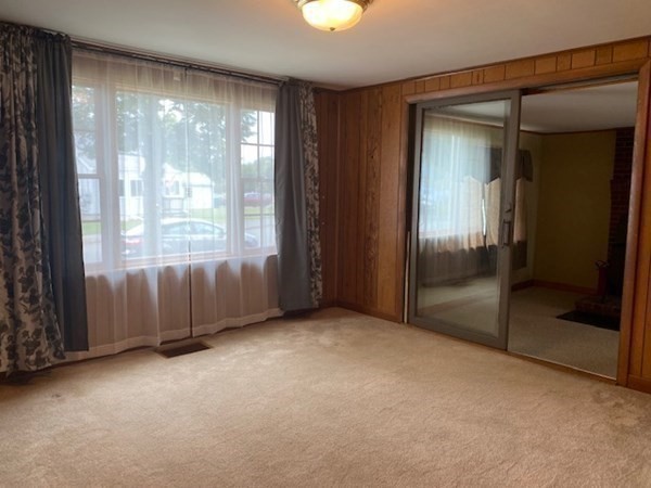 6 Curran Road Lynn, MA 01905 - Photo 8 of 28 Gallery Image 8