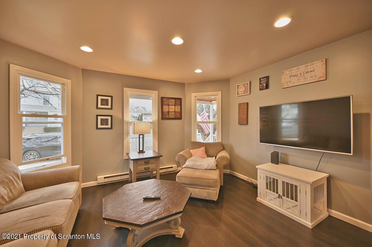 1237 Rundle Street Scranton, PA 18504 - Photo 6 of 57 Gallery Image 6