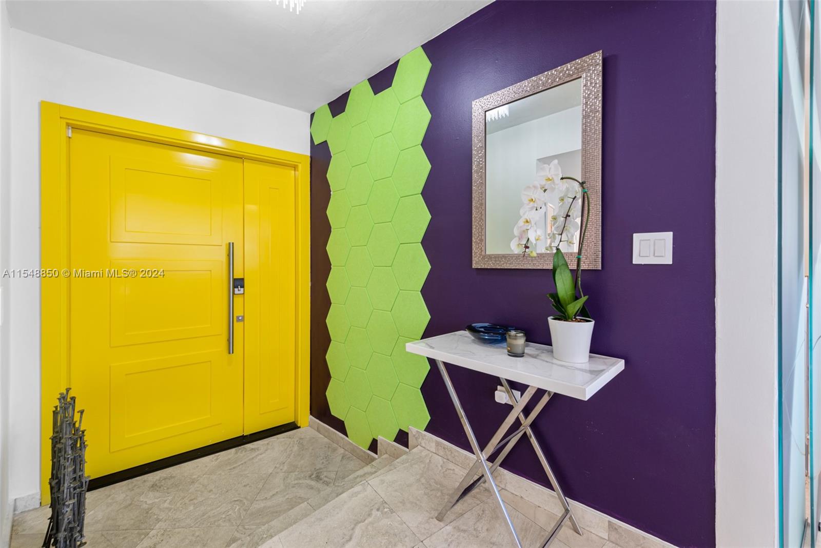 5301 Alton Road Miami Beach, FL 33140 - Photo 24 of 28 a workspace with furniture and a window