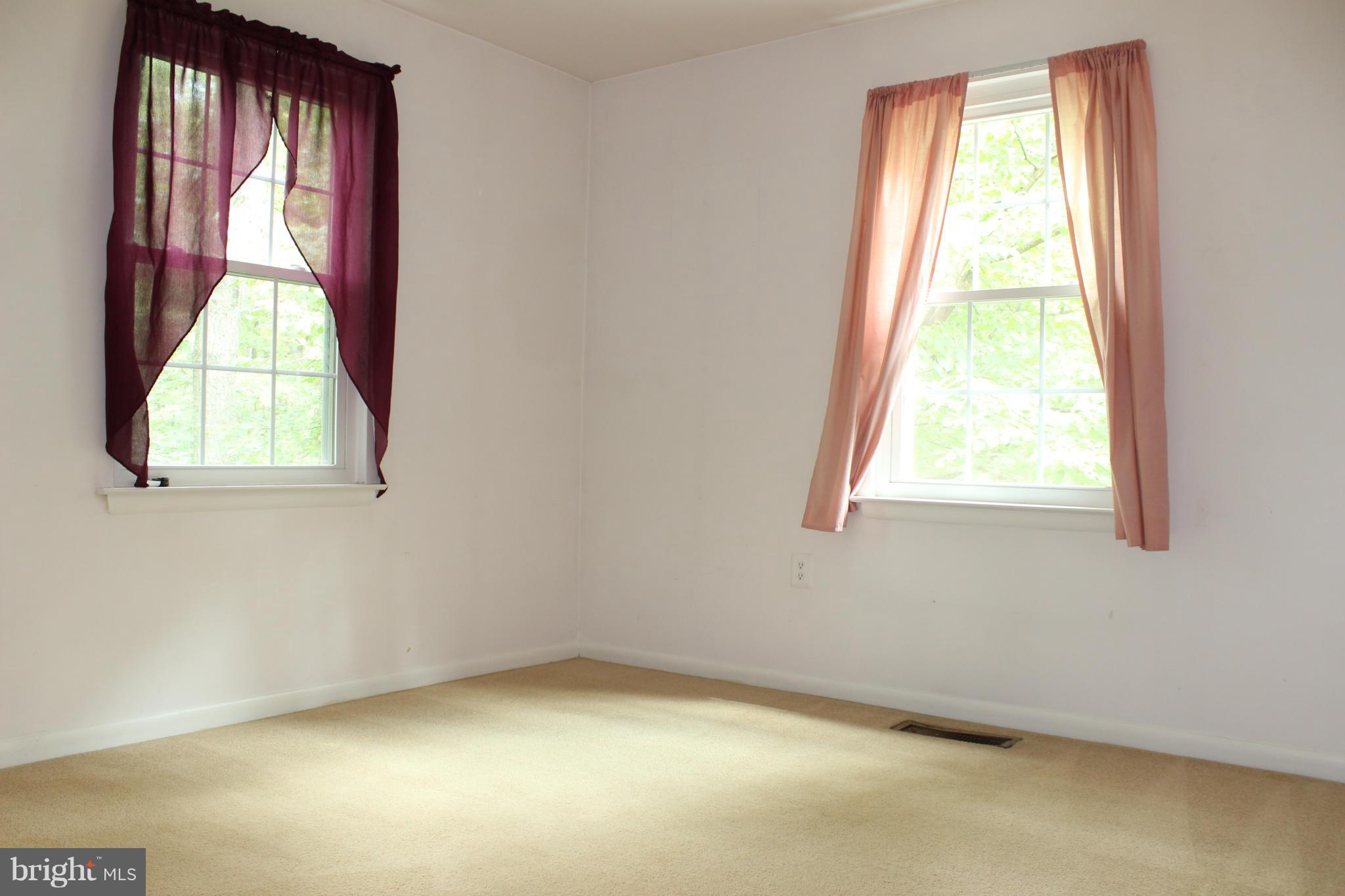 2221 Gunsmith Square Reston, VA 20191 - Photo 17 of 29 Bedroom