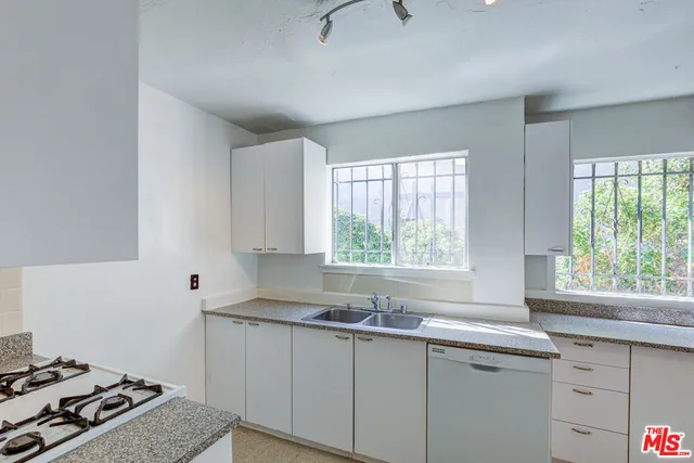 $5,995 | 835 North Ogden Drive, Los Angeles, CA 90046