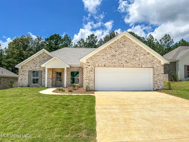 $291,700 | 954 Riverside Lane, Pearl, MS 39208
