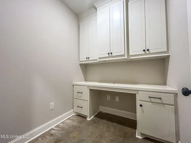 $291,700 | 954 Riverside Lane, Pearl, MS 39208