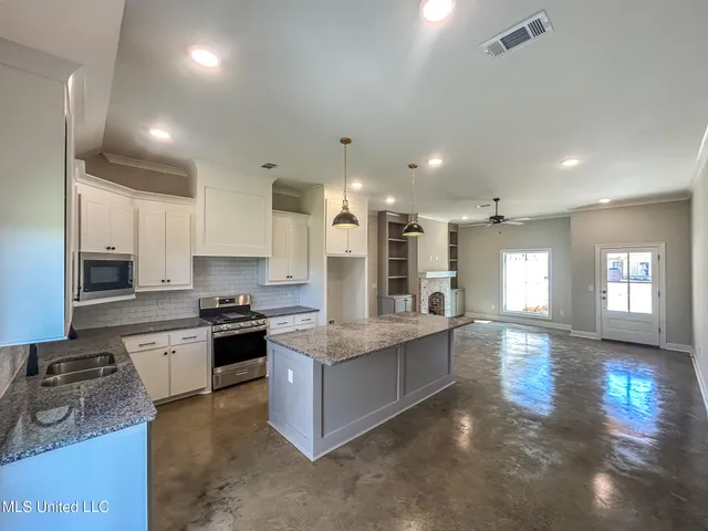 $291,700 | 954 Riverside Lane, Pearl, MS 39208