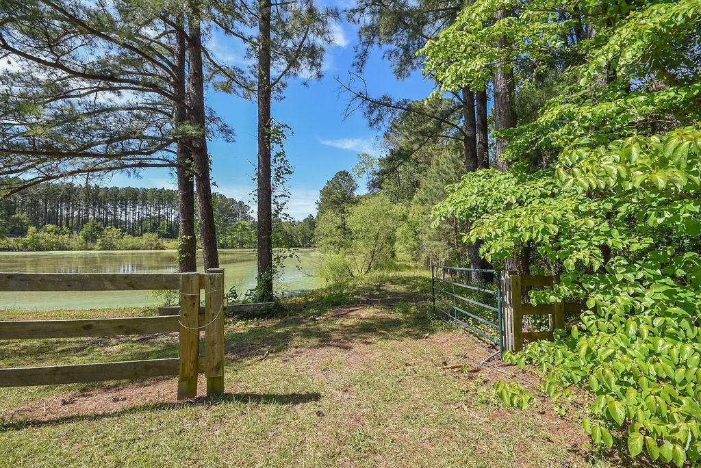 619 Strother Road Aberdeen, NC 28315 - Photo 21 of 32 72PondAccess