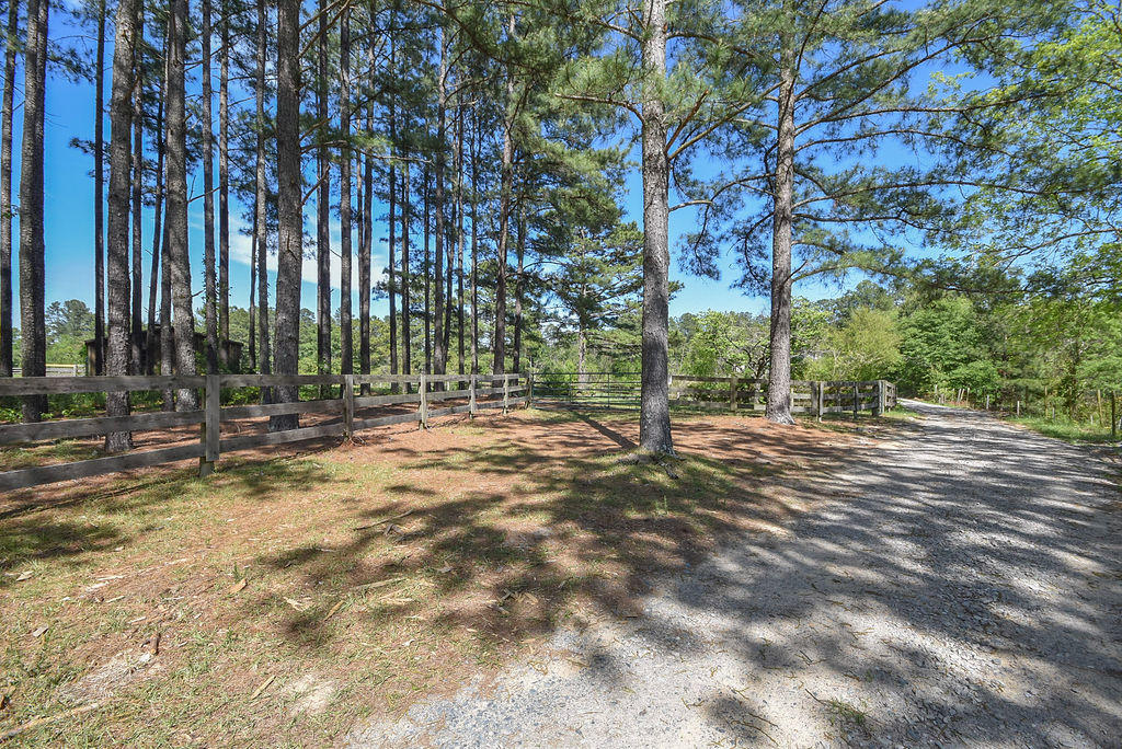 619 Strother Road Aberdeen, NC 28315 - Photo 24 of 32 81StableGateAccess