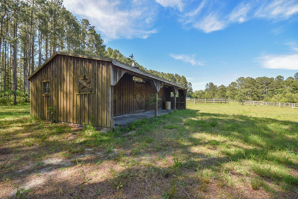 619 Strother Road Aberdeen, NC 28315 - Photo 25 of 32 84Stable