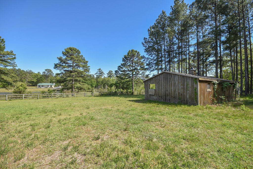 619 Strother Road Aberdeen, NC 28315 - Photo 31 of 32 100StablePondHouse