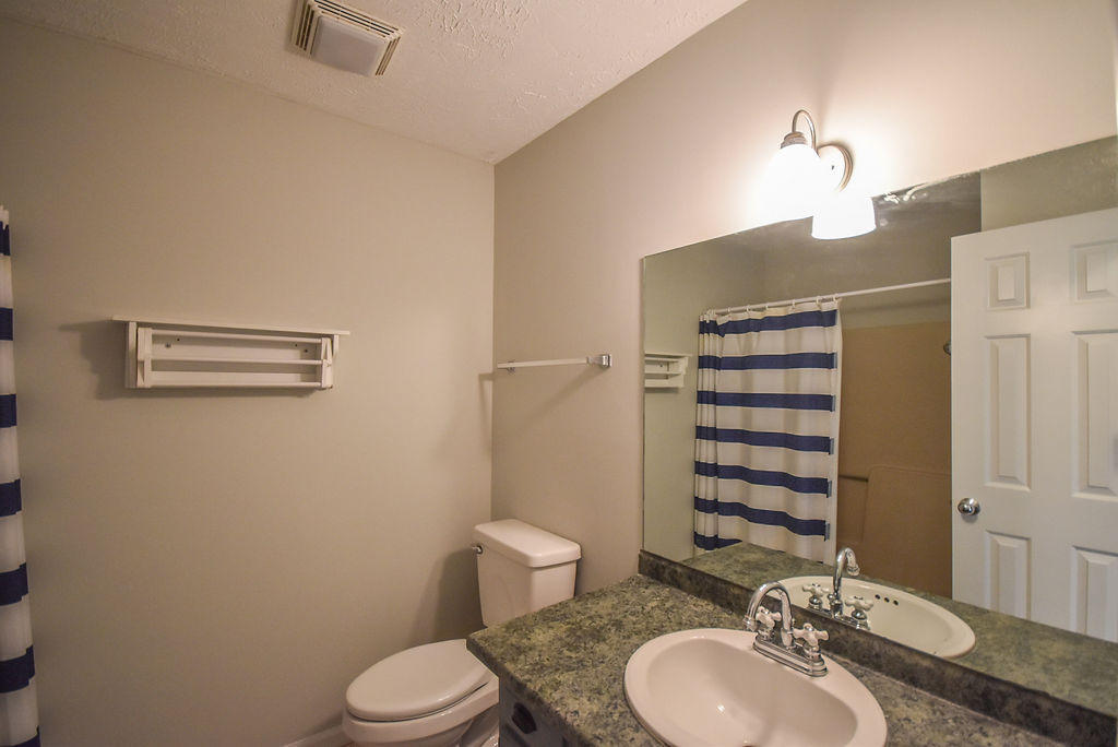 619 Strother Road Aberdeen, NC 28315 - Photo 10 of 32 Guest Bath