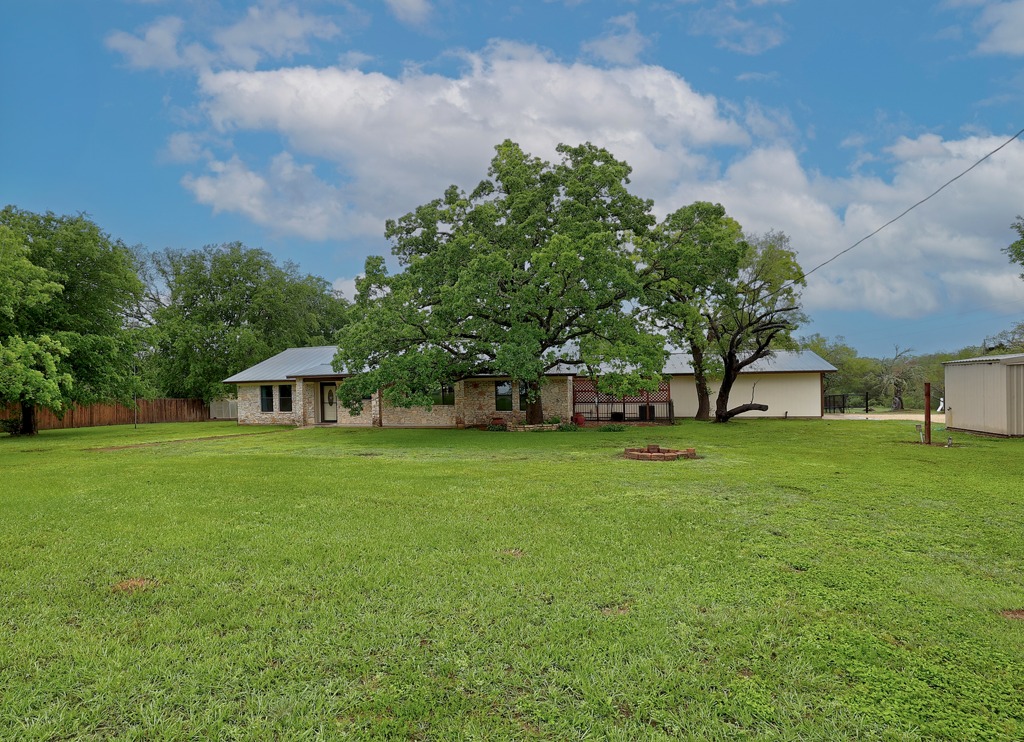 986 Shiloh Road Bastrop, TX 78602 - Photo 6 of 38
