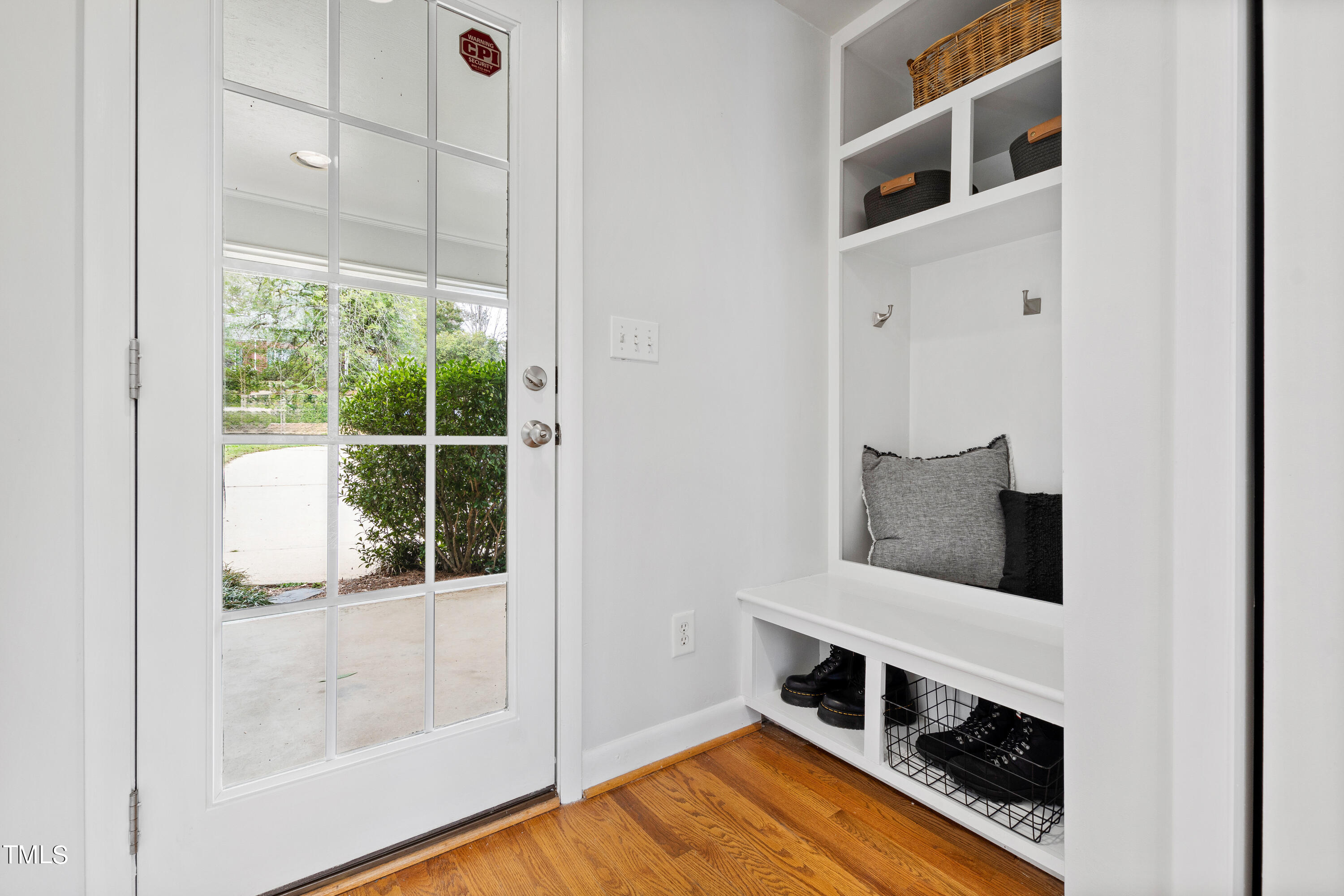 1206 Canterbury Road Raleigh, NC 27608 - Photo 17 of 37 Mud