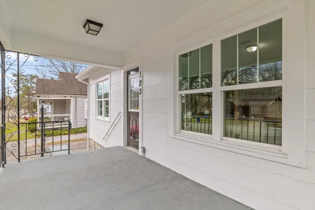 $270,000 | 123 South Moore Road, Chattanooga, TN 37411