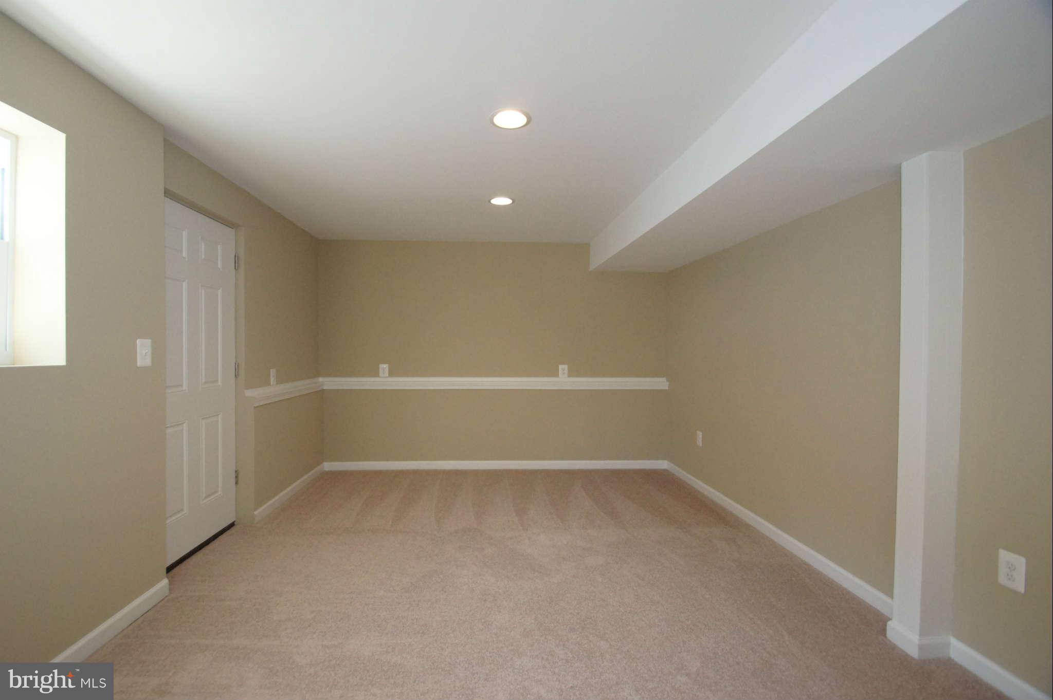 9423 Gunview Road Baltimore, MD 21236 - Photo 28 of 30 Interior (General)