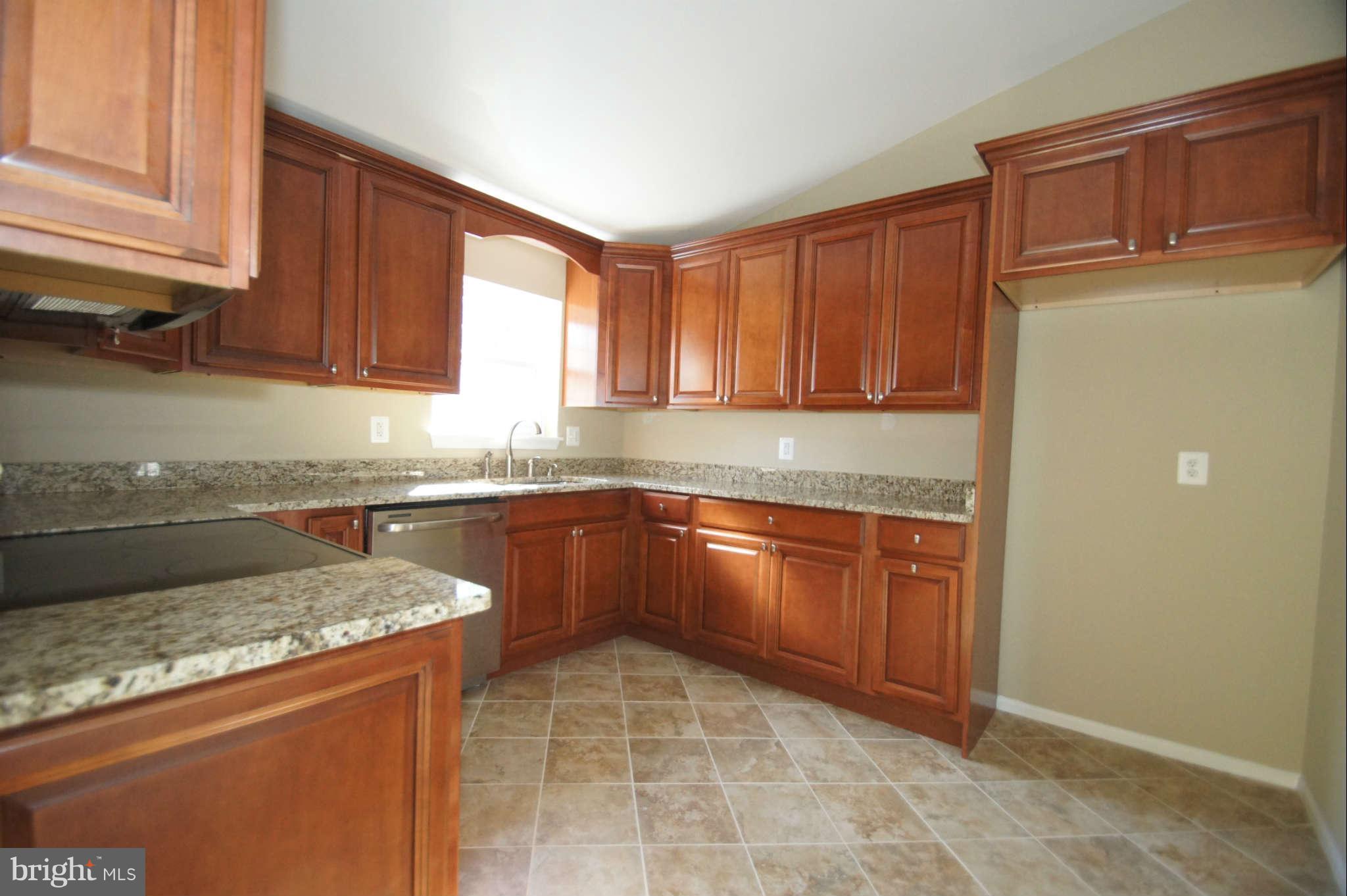 9423 Gunview Road Baltimore, MD 21236 - Photo 8 of 30 Kitchen