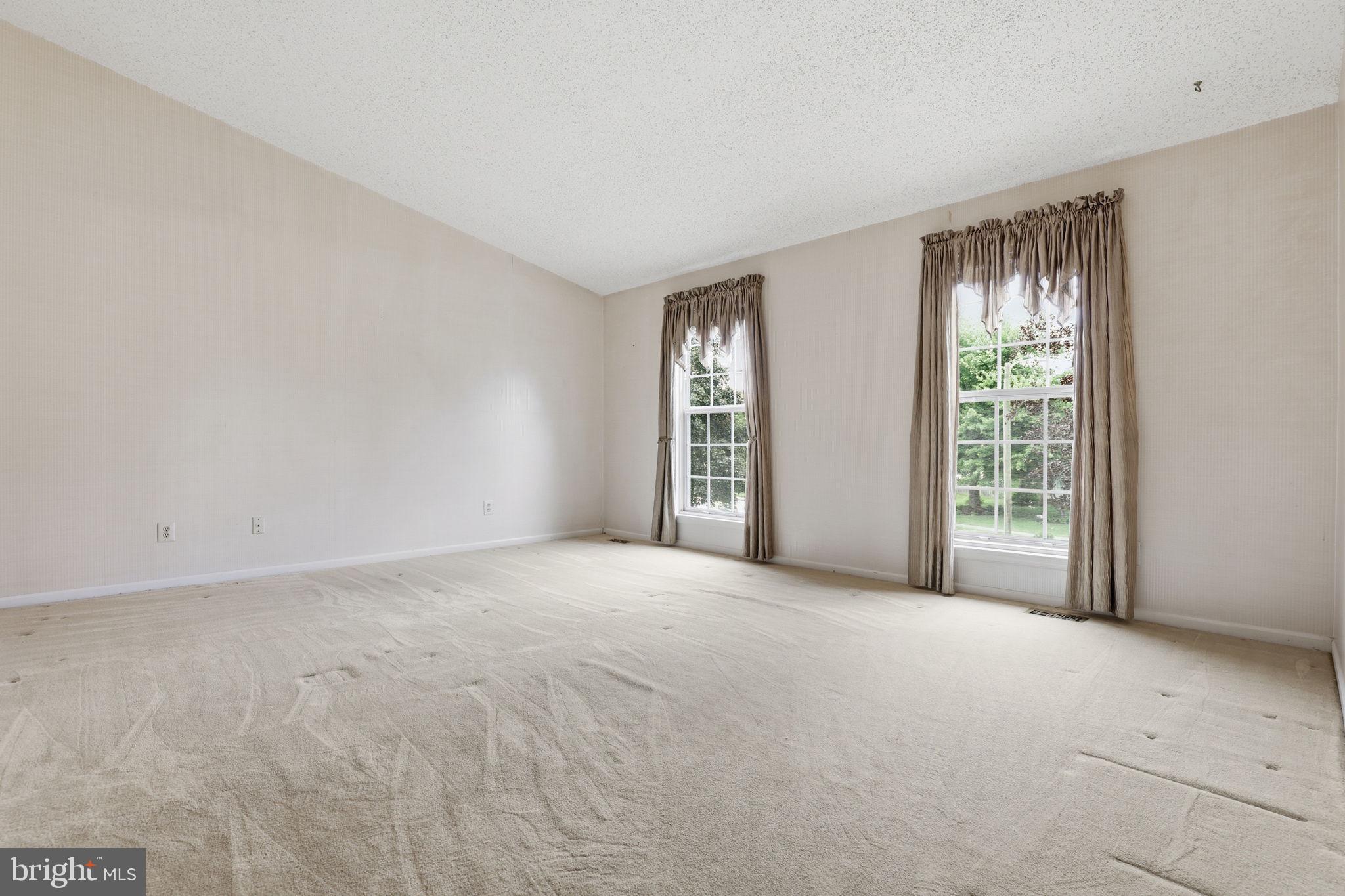 8560 Yoder Street Manassas, VA 20110 - Photo 15 of 40