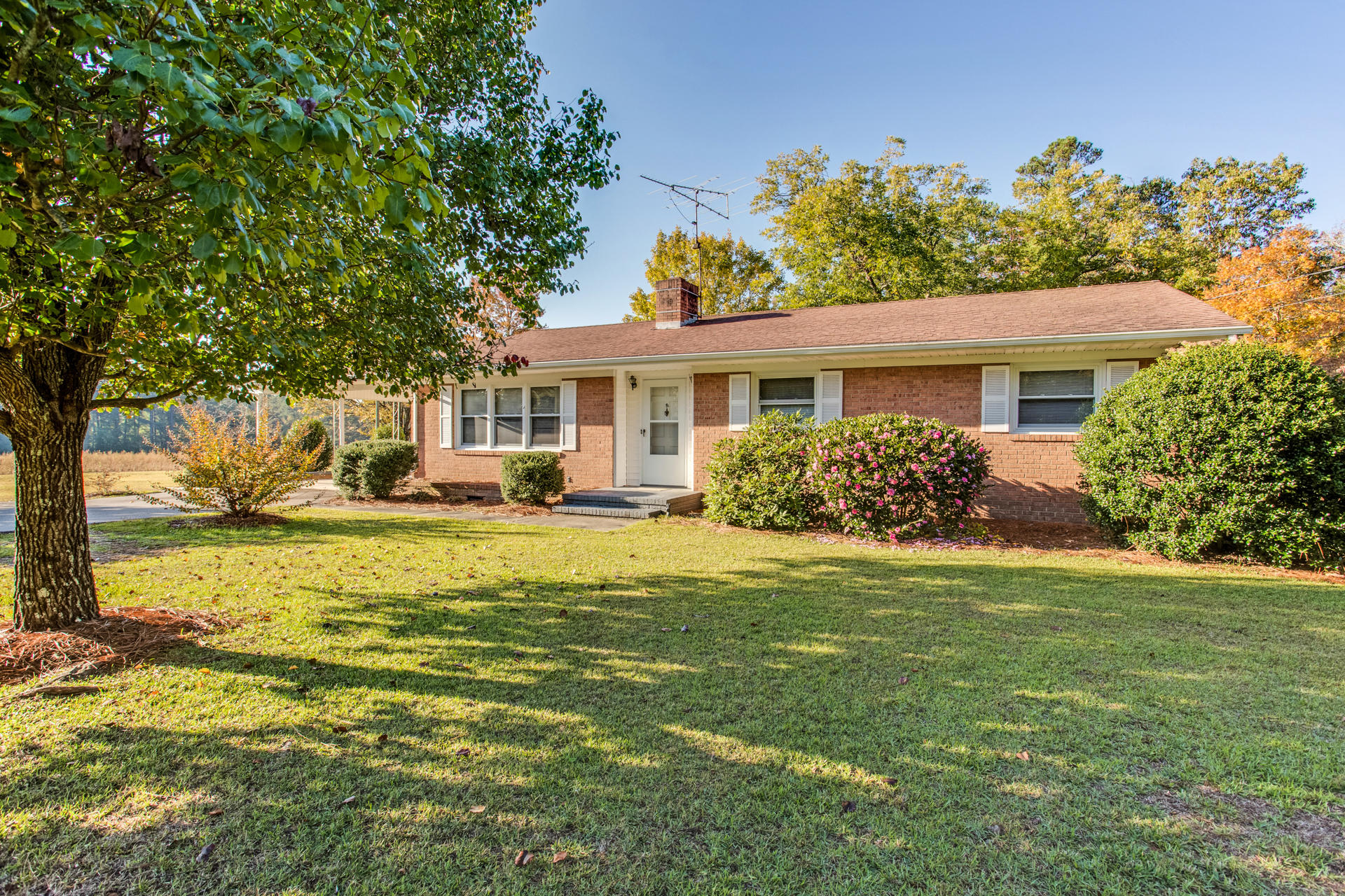 1902 Niagara Carthage Road Carthage, NC 28327 - Photo 1 of 39 FRONT