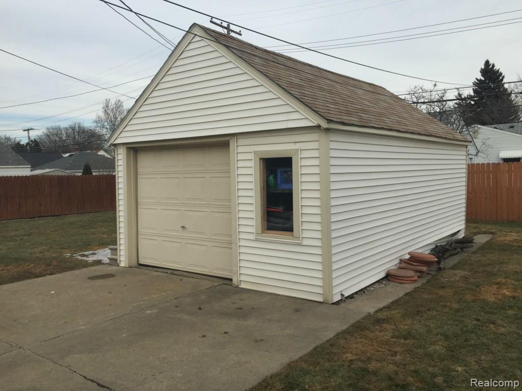 6777 Pelham Road Allen Park, MI 48101 - Photo 16 of 16