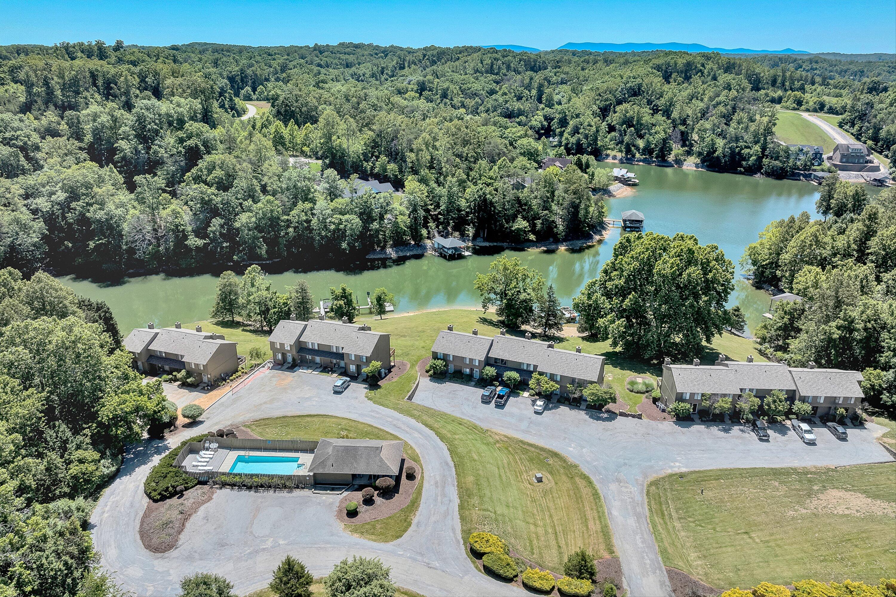 401 Harbor Ridge Drive Goodview, VA 24095 - Photo 33 of 35 30-VM-0616