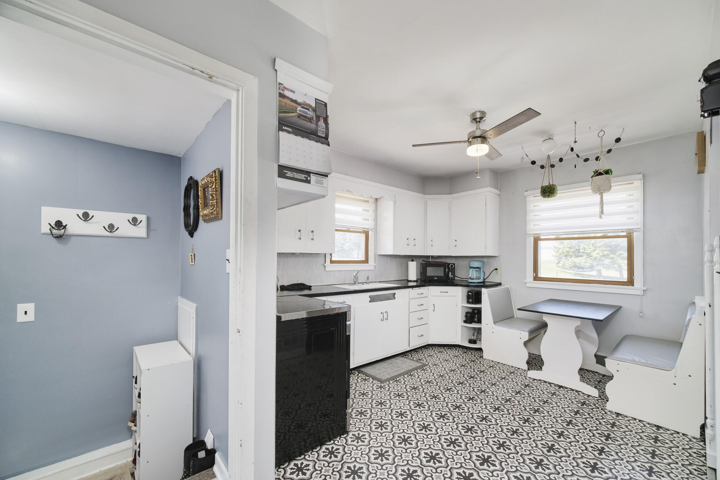 1187 Maple Road Manistee, MI 49660 - Photo 15 of 58 Kitchen
