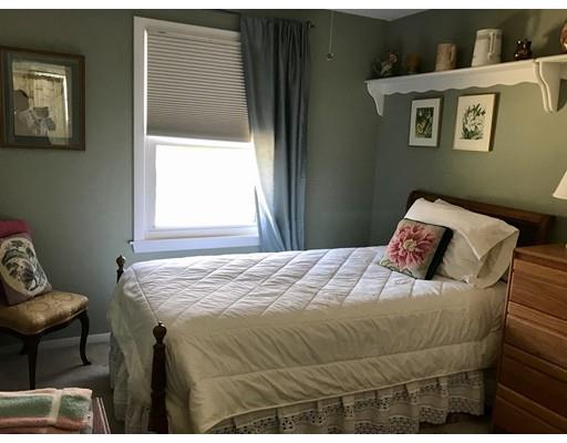 24 Oak Ridge Road Holden, MA 01520 - Photo 21 of 25 Gallery Image 21