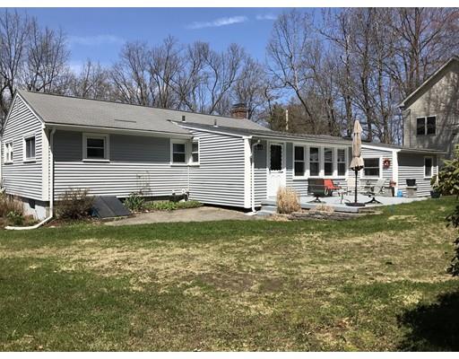24 Oak Ridge Road Holden, MA 01520 - Photo 3 of 25 Gallery Image 3