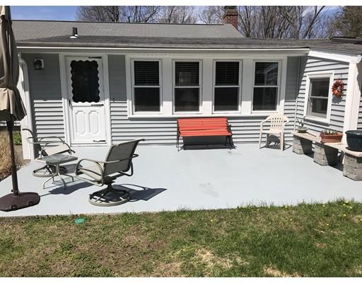 24 Oak Ridge Road Holden, MA 01520 - Photo 5 of 25 Gallery Image 5