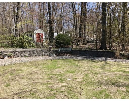 24 Oak Ridge Road Holden, MA 01520 - Photo 6 of 25 Gallery Image 6