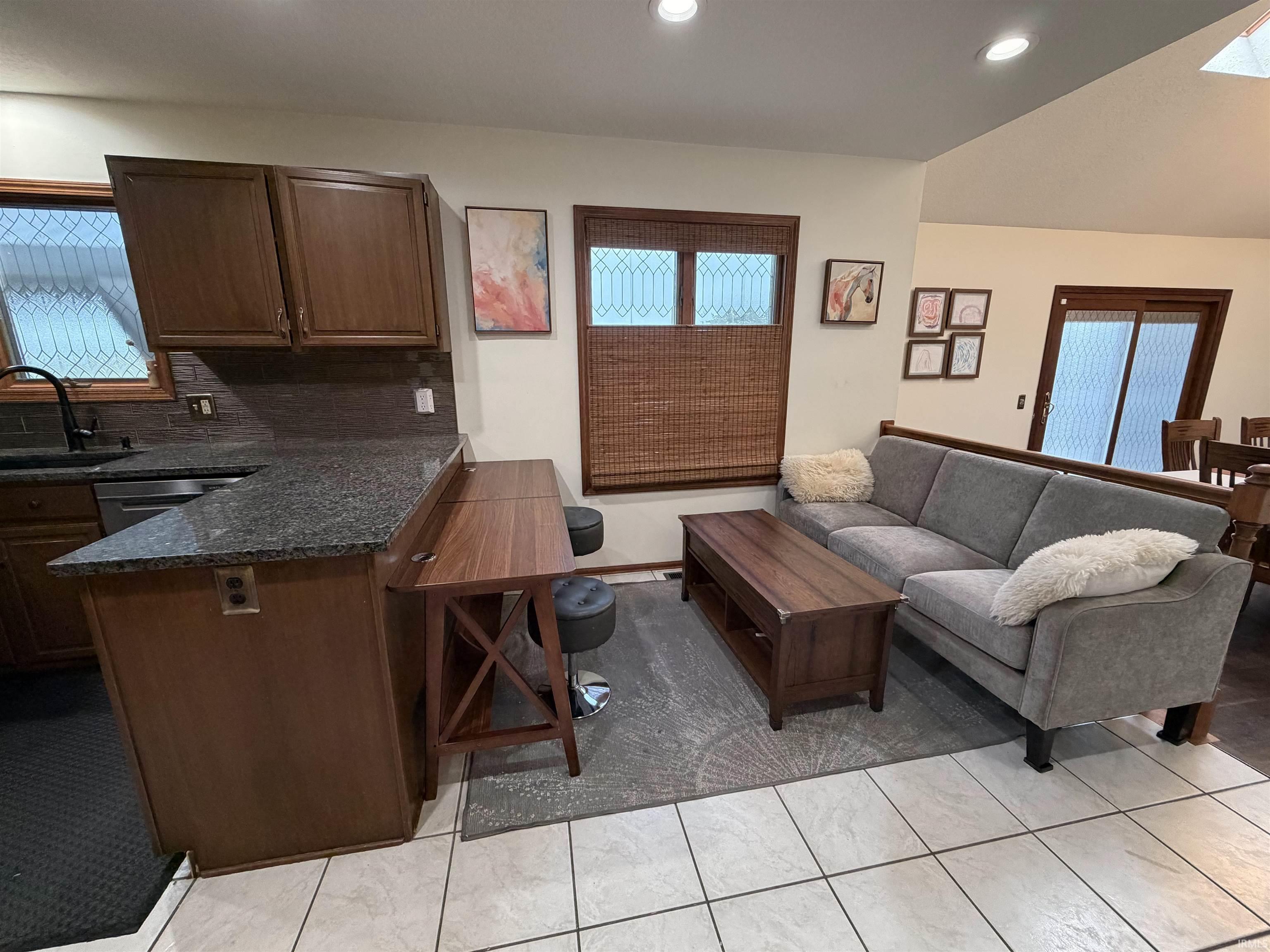 8609 Spring Forest Drive Fort Wayne, IN 46804 - Photo 13 of 40